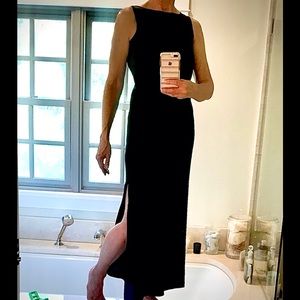 Ann Taylor 100% linen maxi dress.  Fits like size 10.